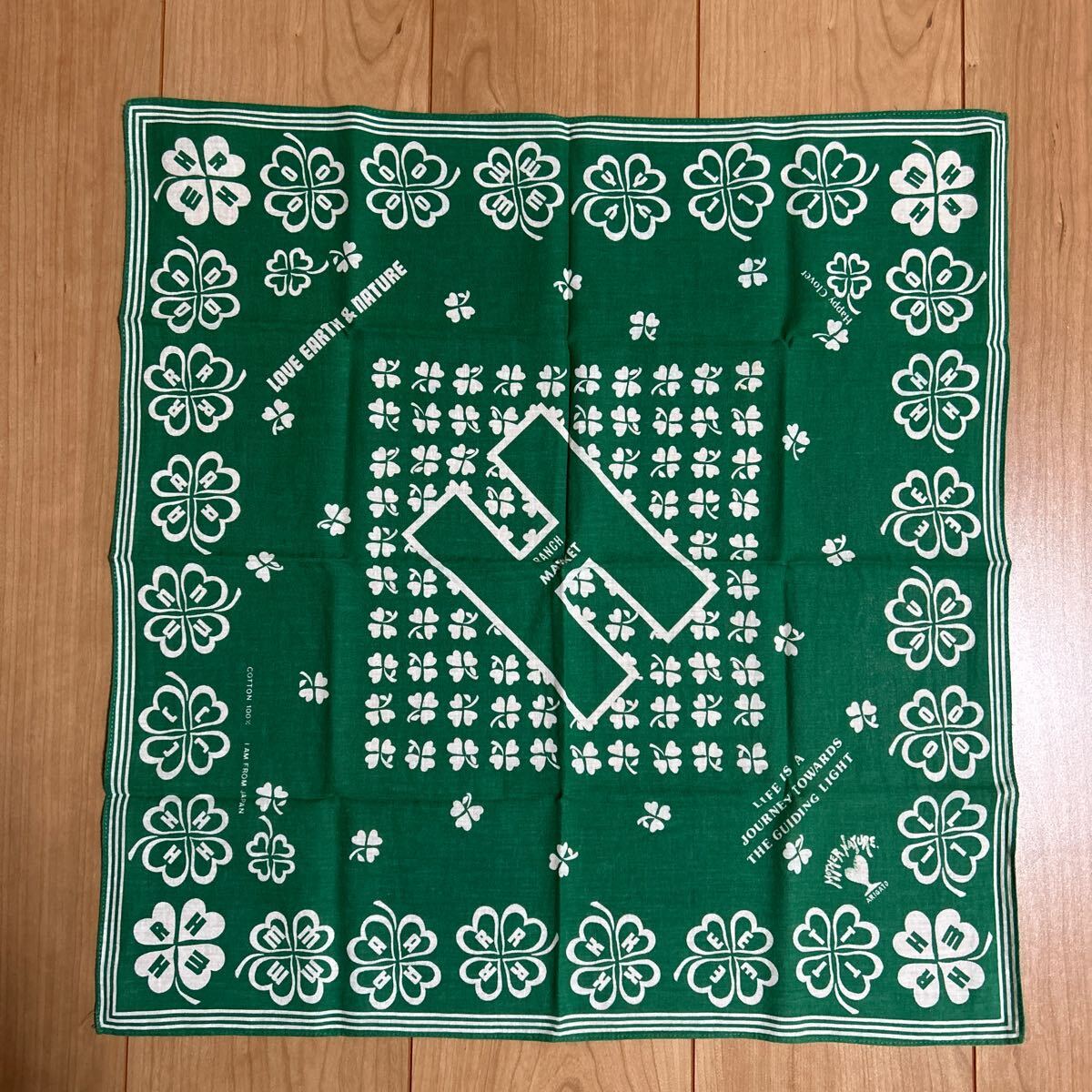ハリウッドランチマーケット バンダナ 中古 グリーン クローバー ほつれ有 使用感あり おしゃれ かわいい レトロ ハリラン HRM拍卖