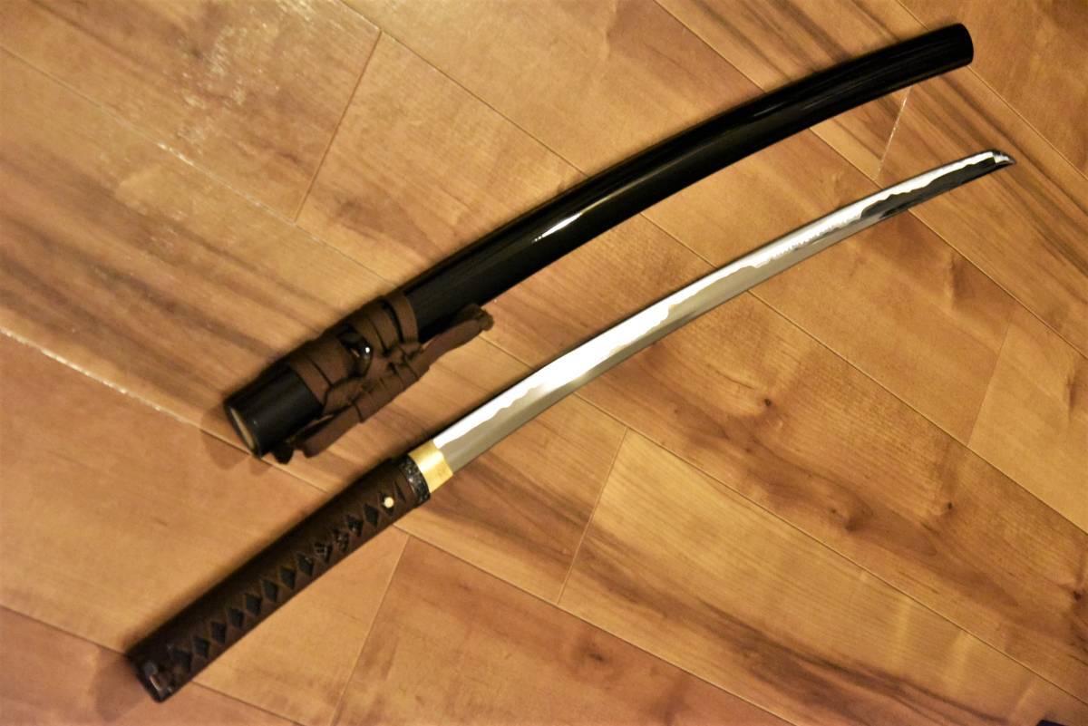 送料無料◆国産本格居合刀 【備前長船 姫鶴一文字】本鮫皮柄 二重刃文 鍔無し合口拵拍卖