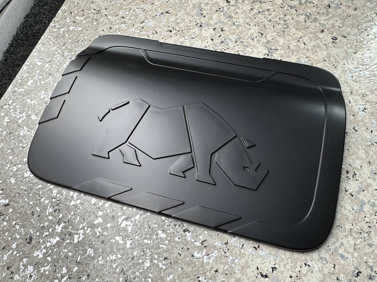 【即納】ジムニーノマド(5ドア)JC74W給油口カバー フューエルリッドカバー拍卖