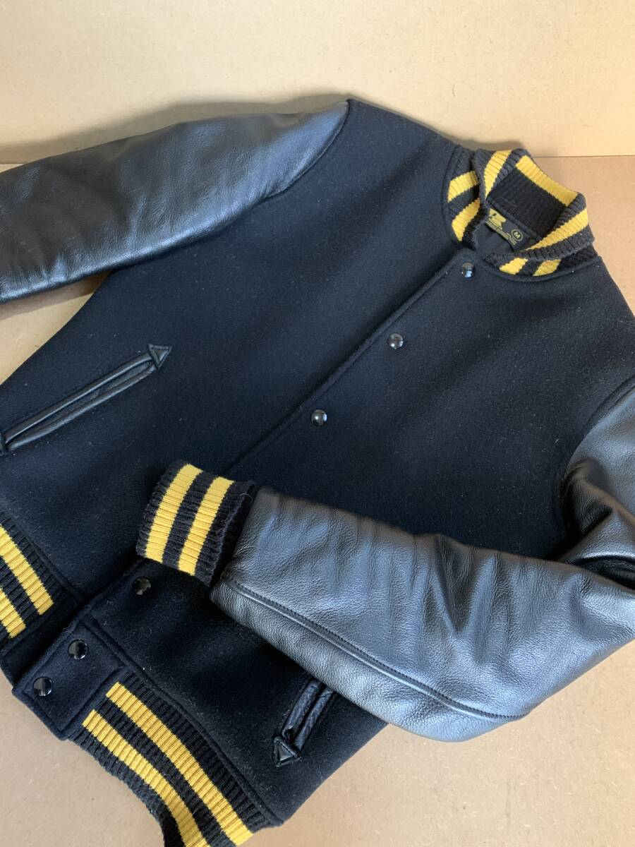 ラッセル RUSSELL 袖革 スタジアム ジャンバー ジャンパー メンズ レディース 黒x黒x黄ライン オールブラック Mサイズ拍卖