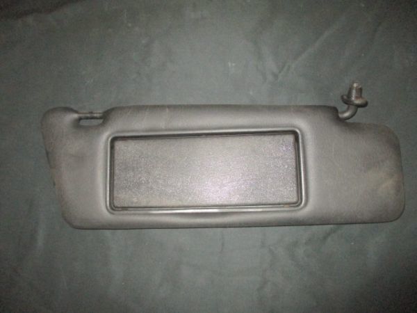 ■ベンツ W201 190E 後期 サンバイザー 右 中古 1248100810 部品取あり サポートクリップ W124 230E 260E 300E 400E 500E E320 E280 ■拍卖