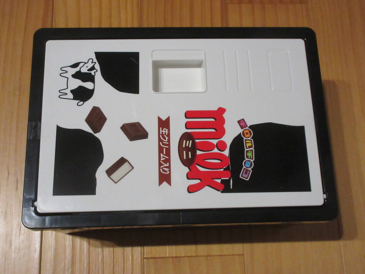 チロルチョコ シール付き ロッカーボックス ミルク 中身無し 容器 収納 パッケージデザイン インテリア レア 希少◆拍卖