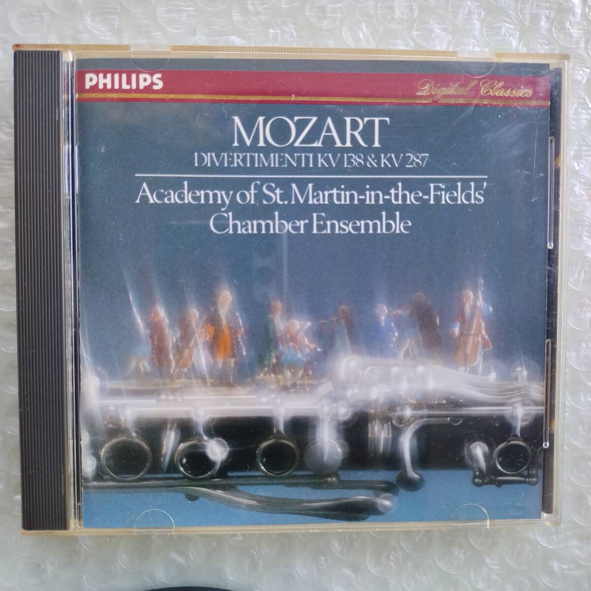 PHILIPS国内盤 アカデミー室内アンサンブル - モーツァルト:ディヴェルティメント集 4枚同梱可能 b7B00005MWIJ拍卖