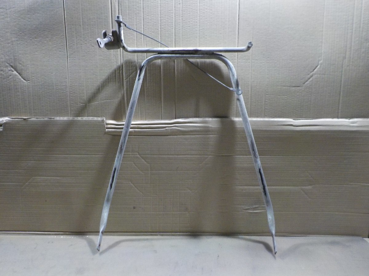 ★キャリイ トラック DB-52T スペアタイヤ ハンガー 純正拍卖