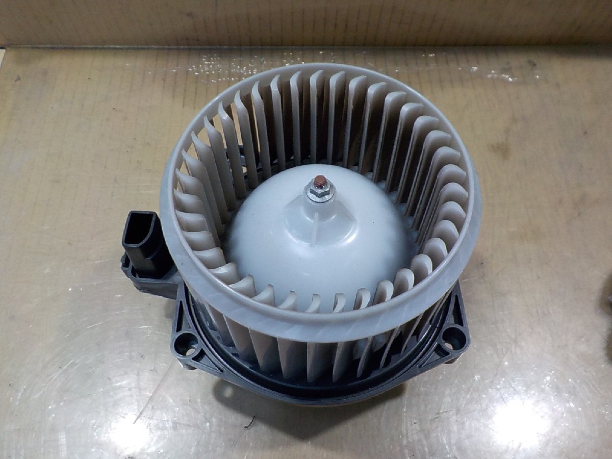 ★ ワゴンR スティングレー MH23S ブロアファンモーター 純正【送料込み】拍卖