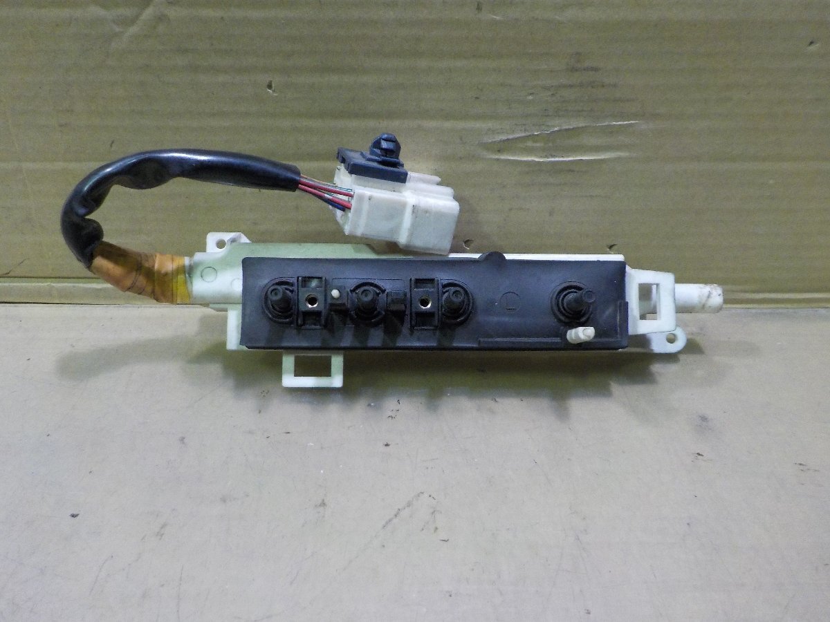 ★トヨタ フロント左 パワーシートスイッチ リコー 828L【送料込み】拍卖