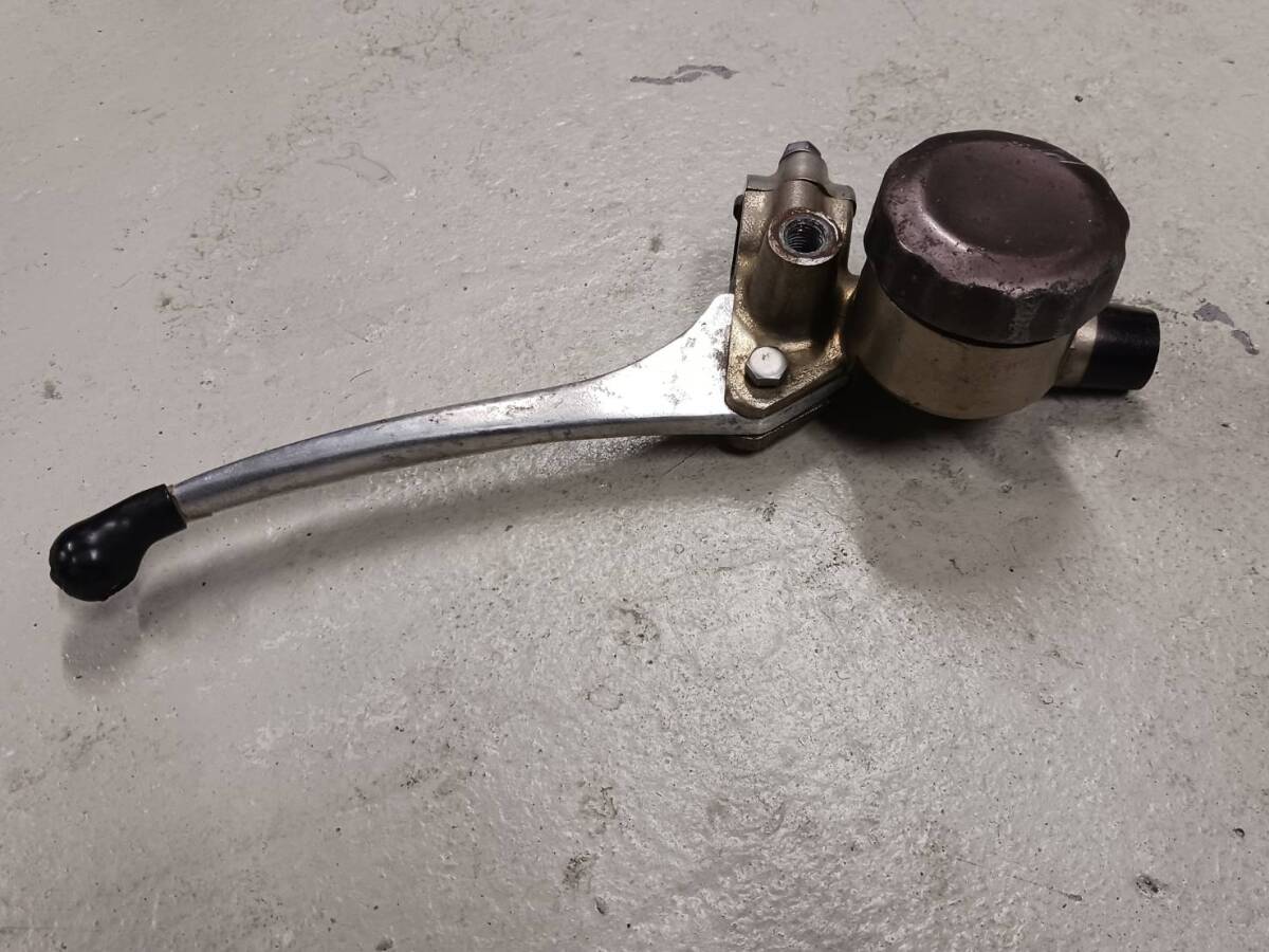 分解洗浄 ホンダ CB750 フロントブレーキ マスターシリンダー ヘコミキャップ K0 K1 検(CB400F CB350)拍卖