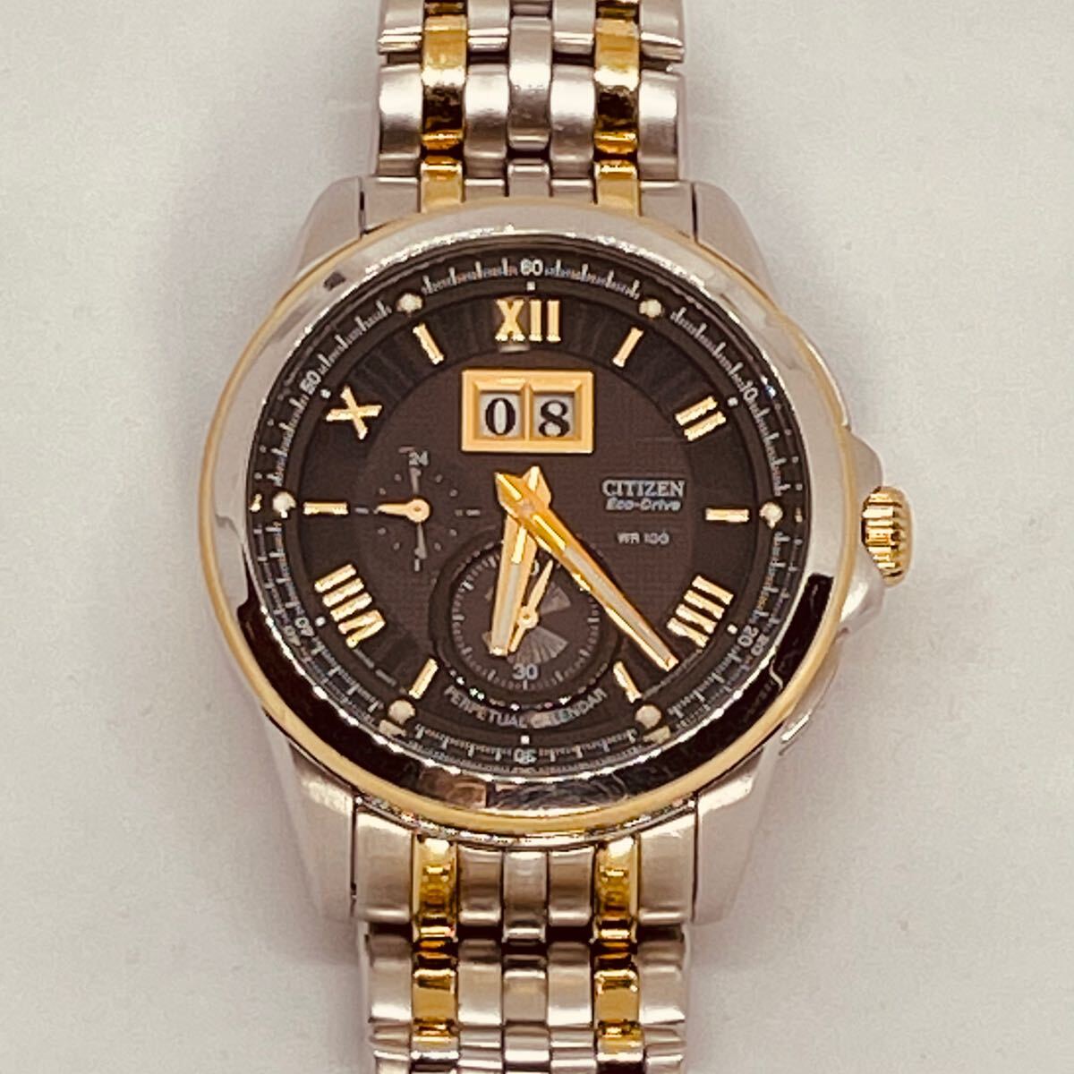 CITIZEN シチズン エコドライブ E310 パーペチュアルカレンダー ビッグデイト ブラックダイヤル SS×GPコンビ拍卖