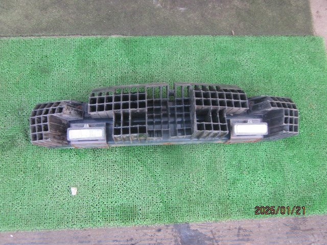 (0339)CF43F カマロ フロントバンパーホースメント フォグランプ付き拍卖