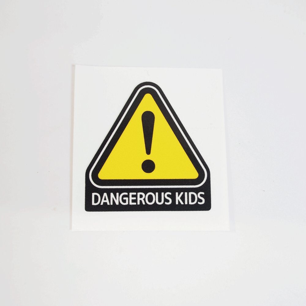 DANGEROUS KIDS 4cm 黒 コーションステッカー コーションラベル ヘルメット 三輪車 自転車拍卖