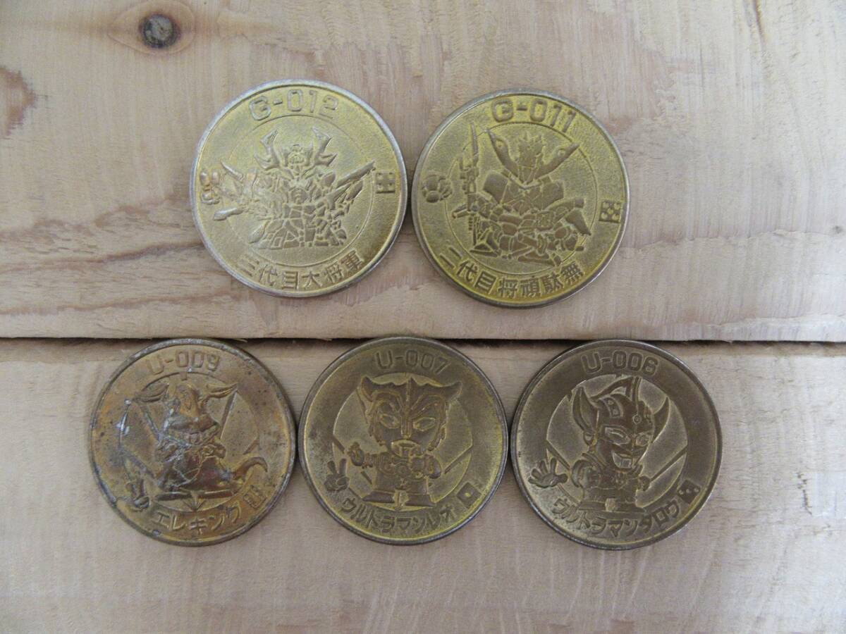 【4-45】ガンダム ウルトラマン倶楽部 メダル 5枚まとめ売り バンプレスト ゴールド色拍卖