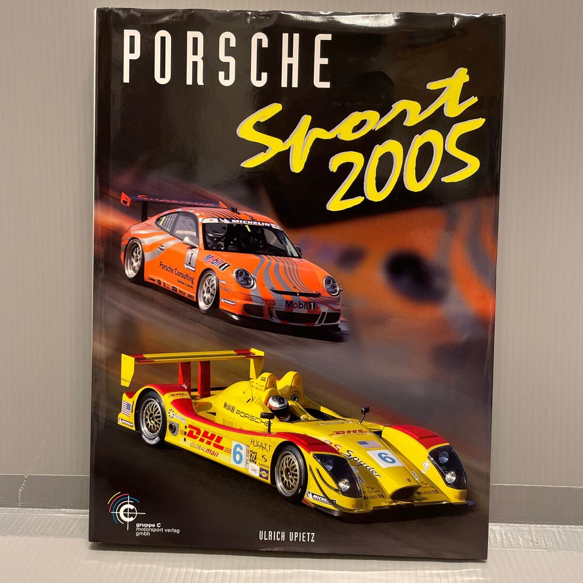 未読!ポルシェ スポーツ 2005 イヤーブック ハードカバー 大版(315mm x 235mm) 208頁 ドイツ語,英語 カレラカップ等リザルト 定価11,550円拍卖