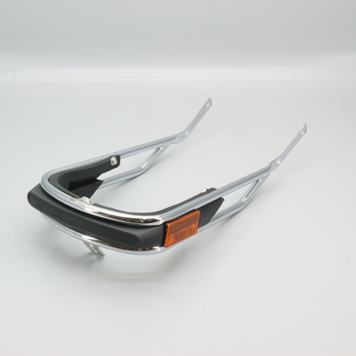 未使用 ハーレー 純正 ツーリング フロントフェンダー ガード フロントバンパー 91085-83B 250107DN0184拍卖