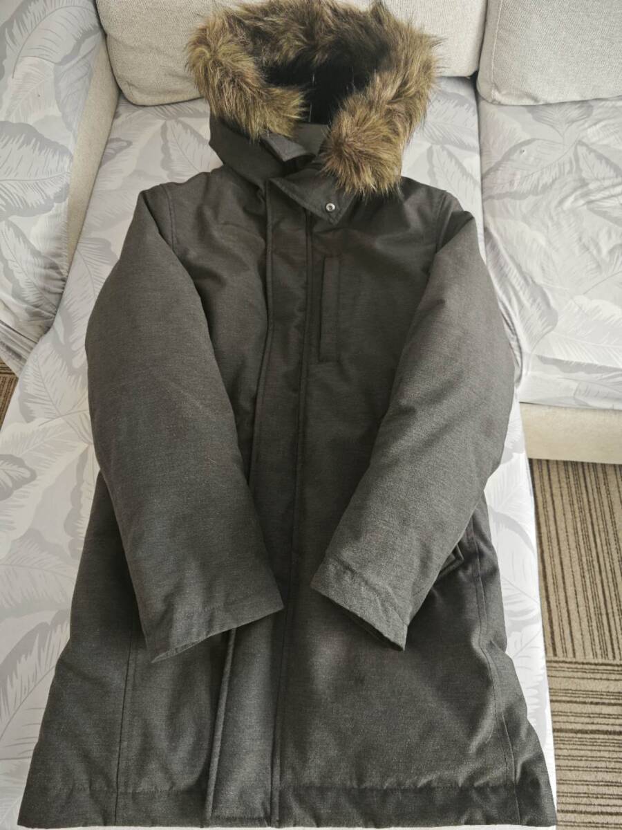 【美品】ユニクロ ダウンジャケット men's XS拍卖