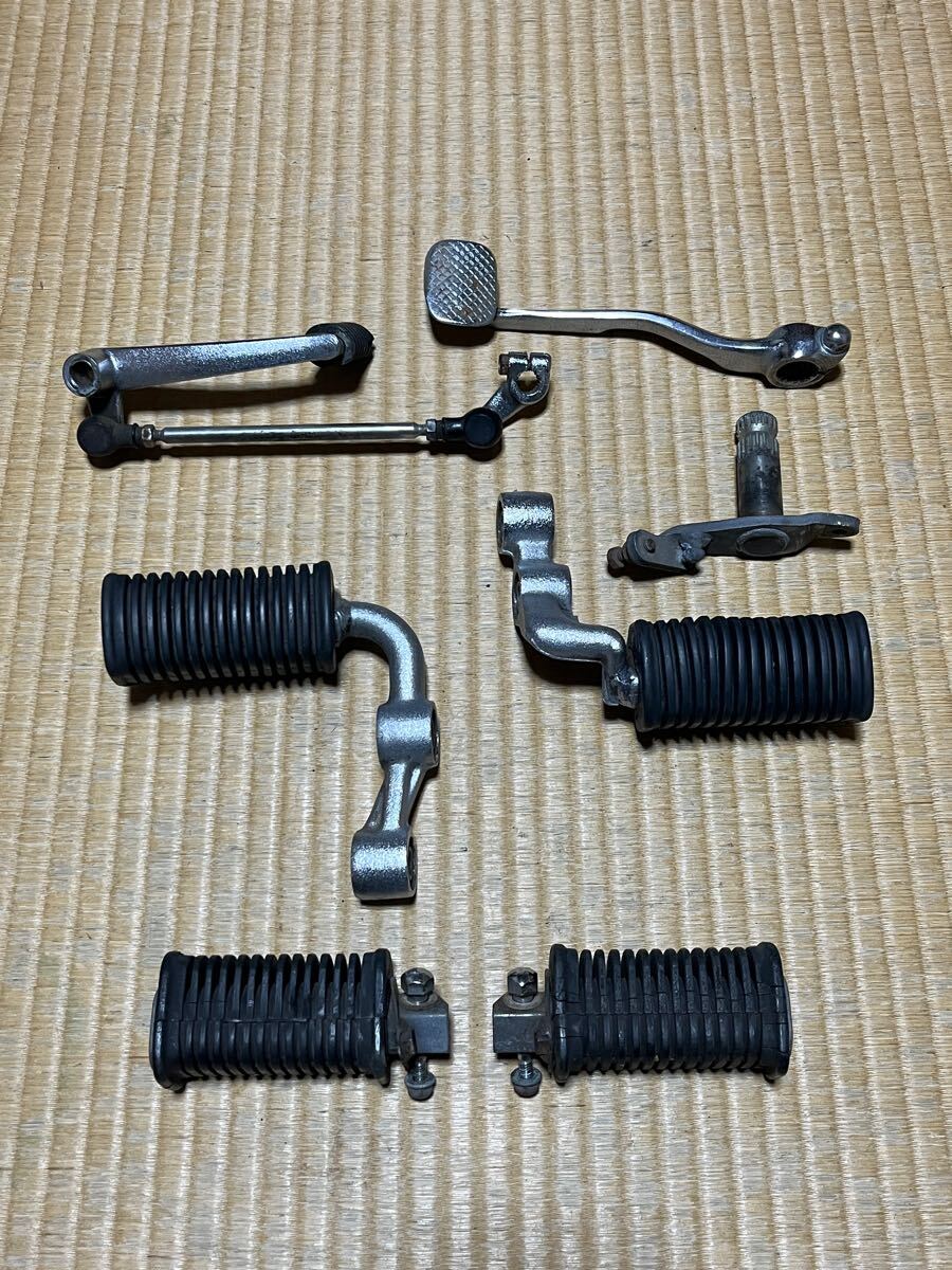 ★即決 SUZUKI GSX1100S 刀 KATANA カタナ 純正ステップ ペグ ペダル チェンジ フットブレーキ(検ゼファー750 CBR YZF CB750F 隼 スズキ拍卖