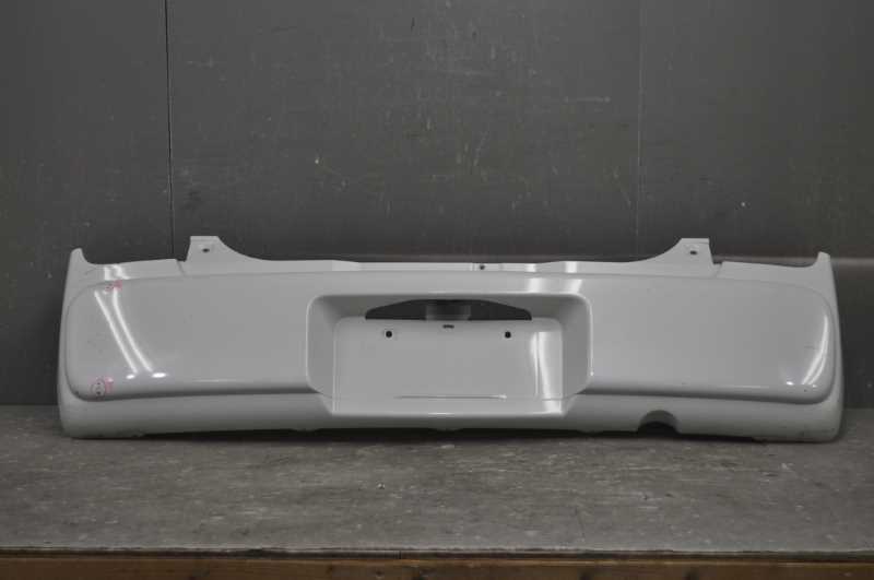 アルトラパン (HE21S) 純正 リアバンパー Rバンパー リヤ MH9 白 71811-75H00 s017250拍卖