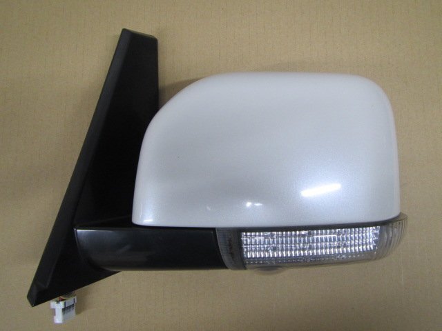 三菱 デリカD:5 CV5W H19年式 ■左ドアミラー ■コイト ジャンク品/中古 ★213313拍卖