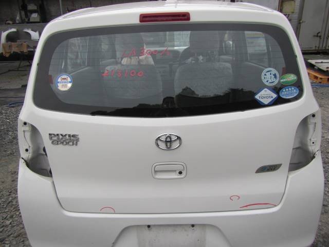 【個人宅配送不可】トヨタ ピクシスエポック LA300A H24年式 ■バックドア【W09/ホワイト】中古 ★213100拍卖