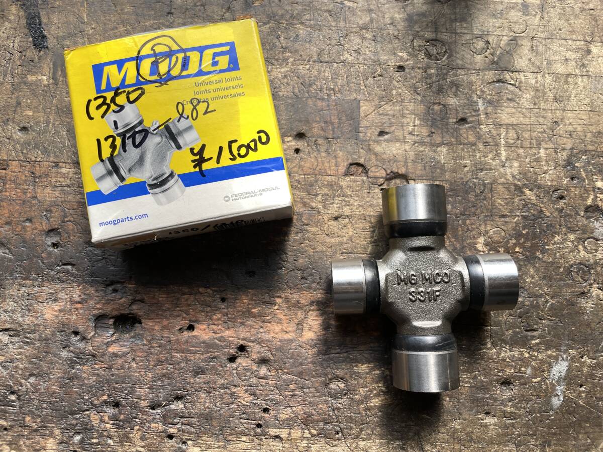 B 異形 U-JOINT MOOG #1350-1310 拍卖