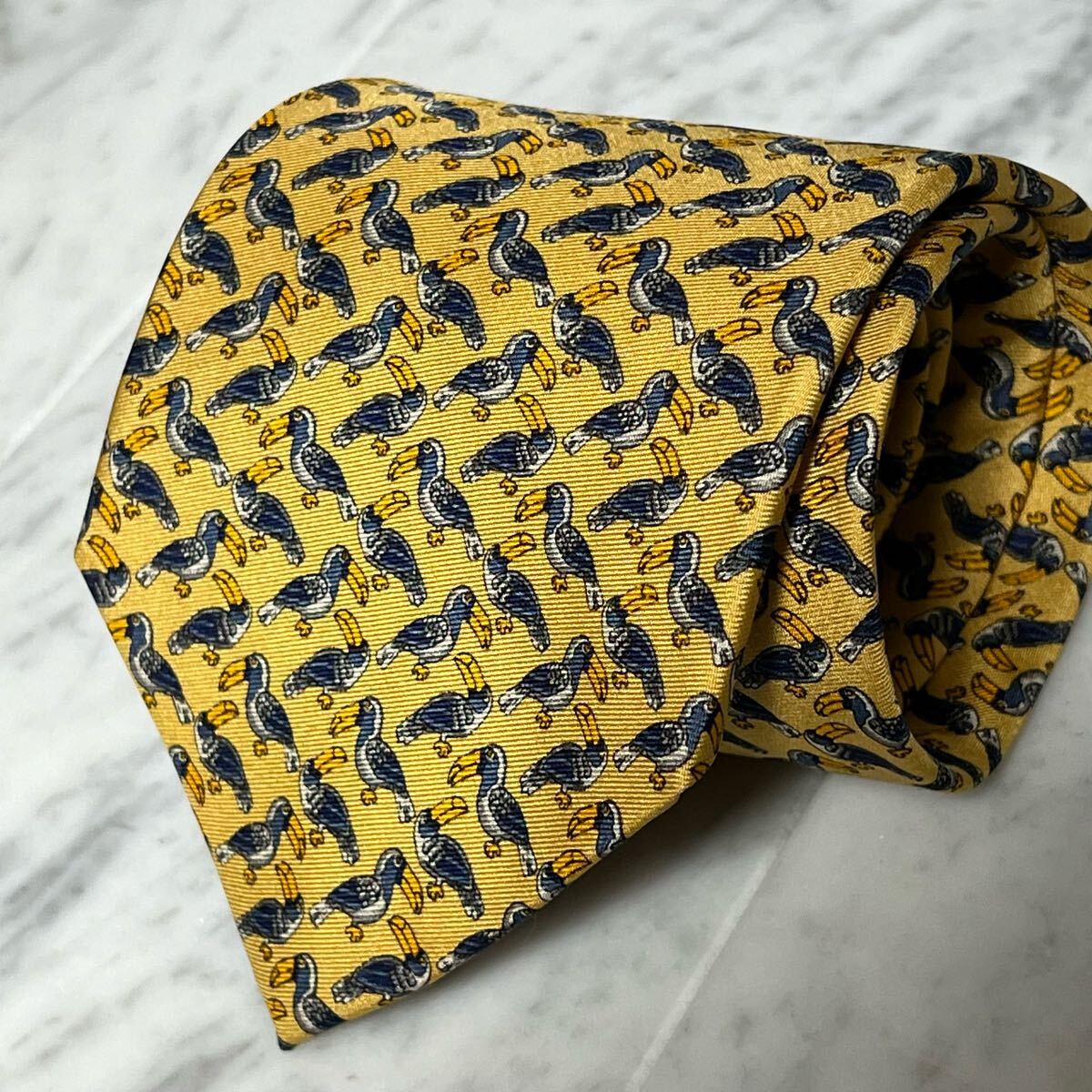【未使用に近い】 999円~ Brooks Brothers ネクタイ イエロー系 鳥 総柄 (YW4)拍卖