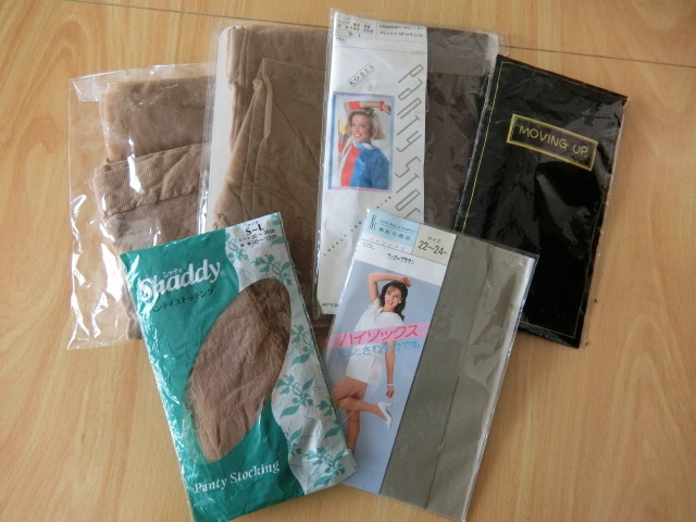 未使用のストッキング6点セット 内1点ハイソックス S~Lサイズ ゆうパケット230円拍卖