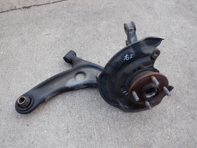 NHP10 アクア 純正 右 フロント ハブ ナックル ロアアーム 70122/A1拍卖