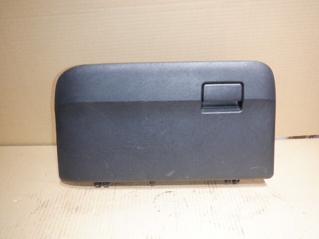 NHP10 アクア 純正 グローブボックス ダンパー 付き 70126/b1拍卖