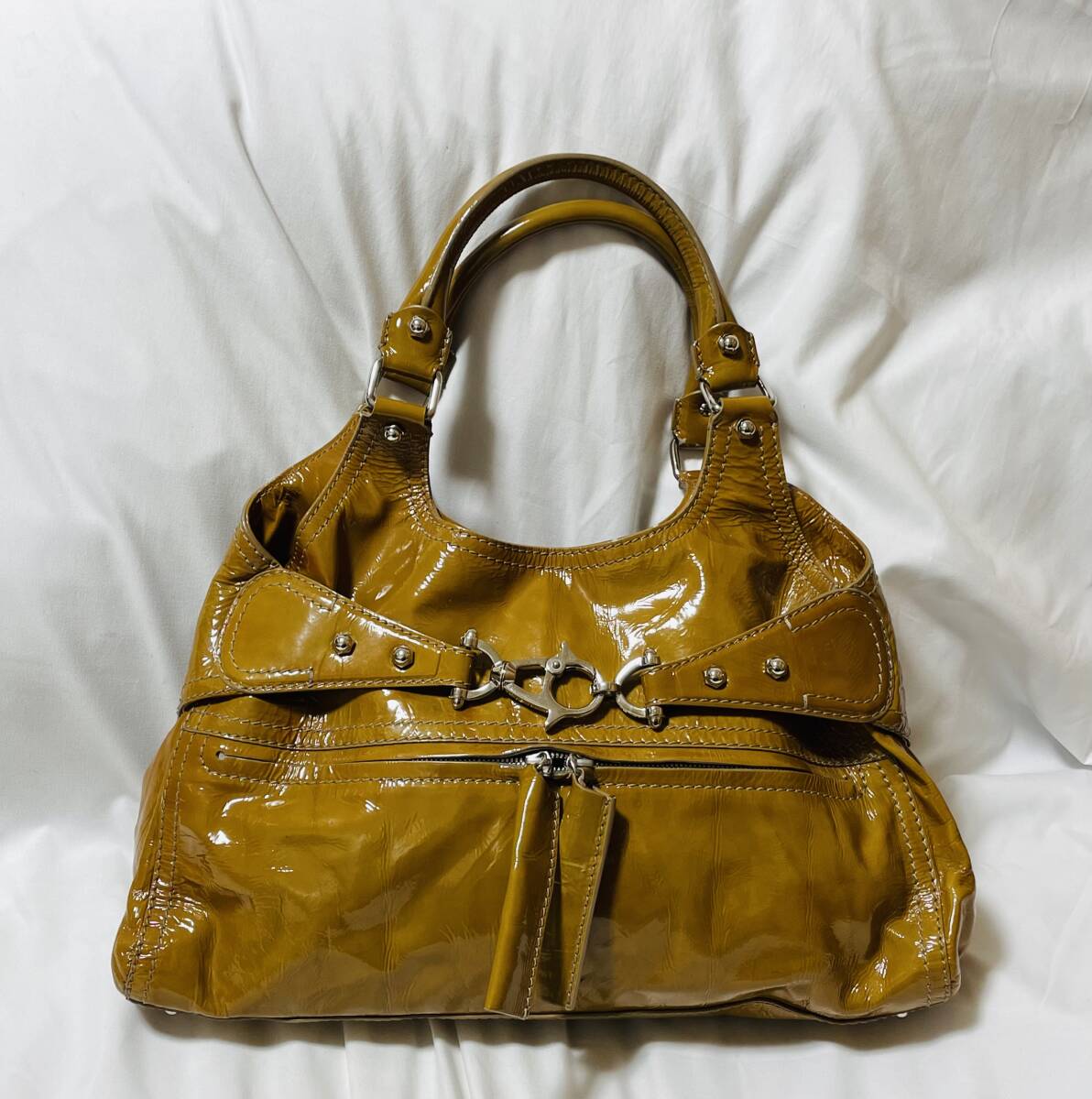 GIVENCHY ジバンシィ アンティゴナ パテントレザー ハンドバッグ 拍卖