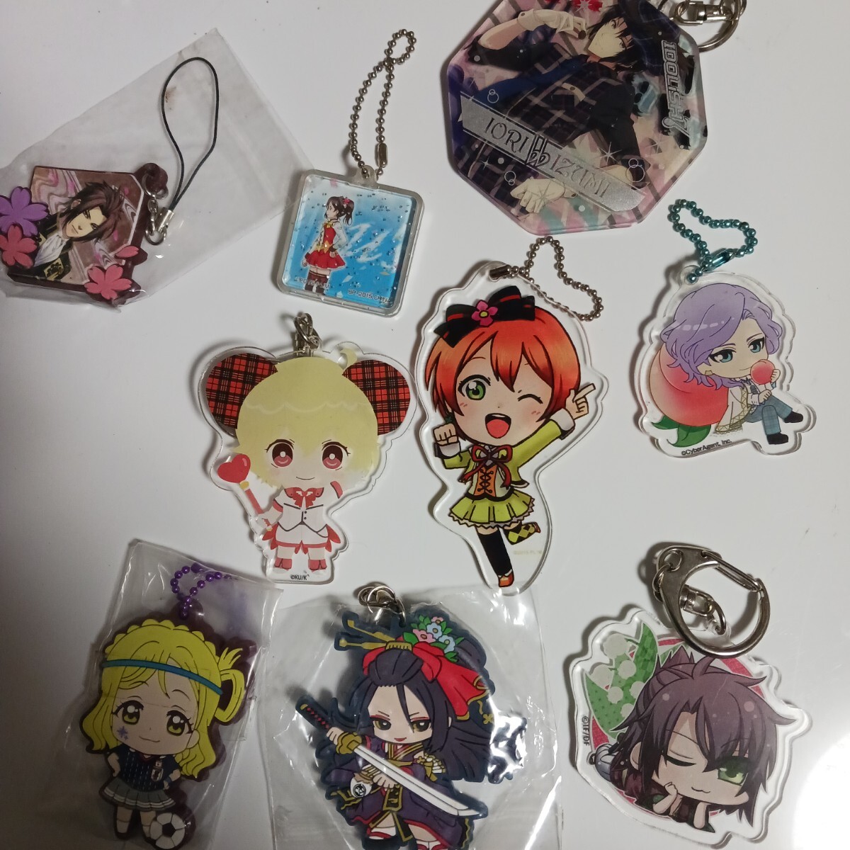 未使用 アイリッシュ7キャラクターキーホルダーなどまとめ売り9個 送料込み! ラバーストラップ キャラクターキーホルダー拍卖