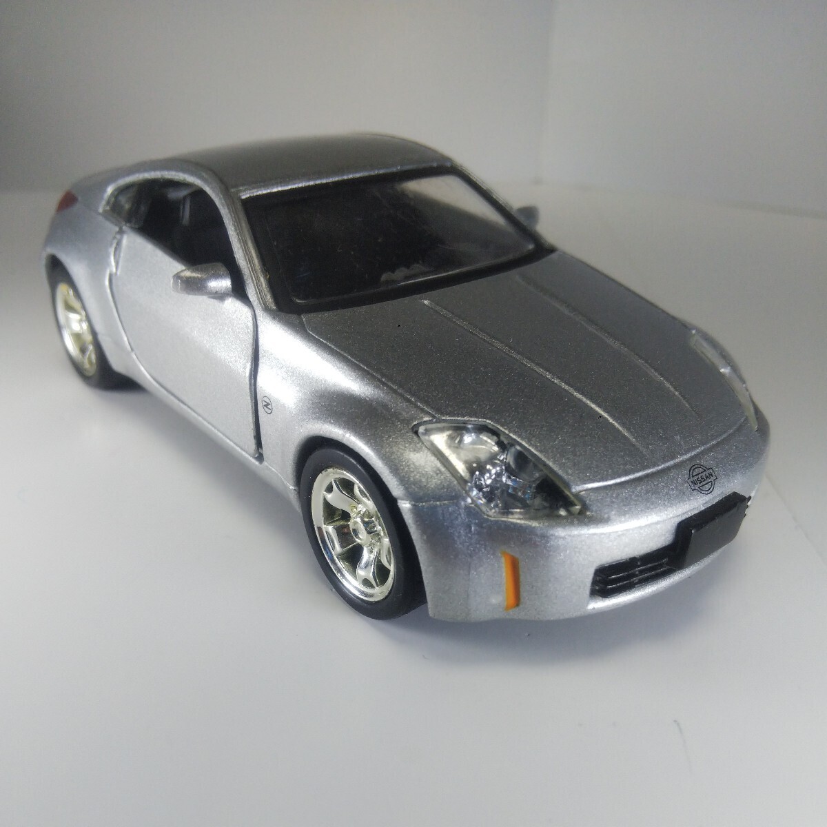 1/36 プルバックカー ミニカー フェアレディZ 350Z シルバー ジャンク拍卖
