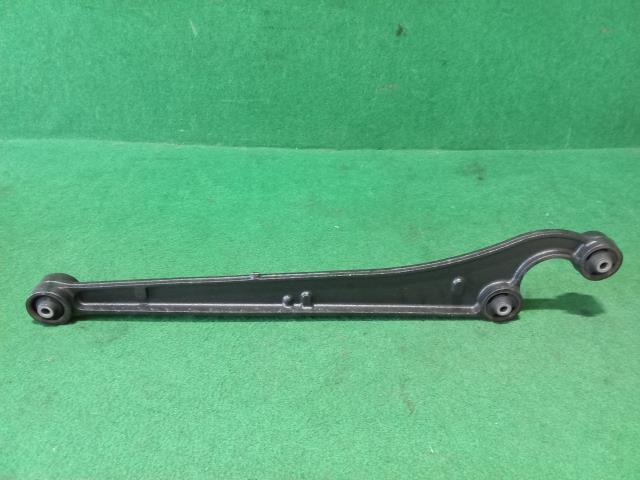 ジムニー 3BA-JB64W リア 右 ロア アーム ZVL拍卖