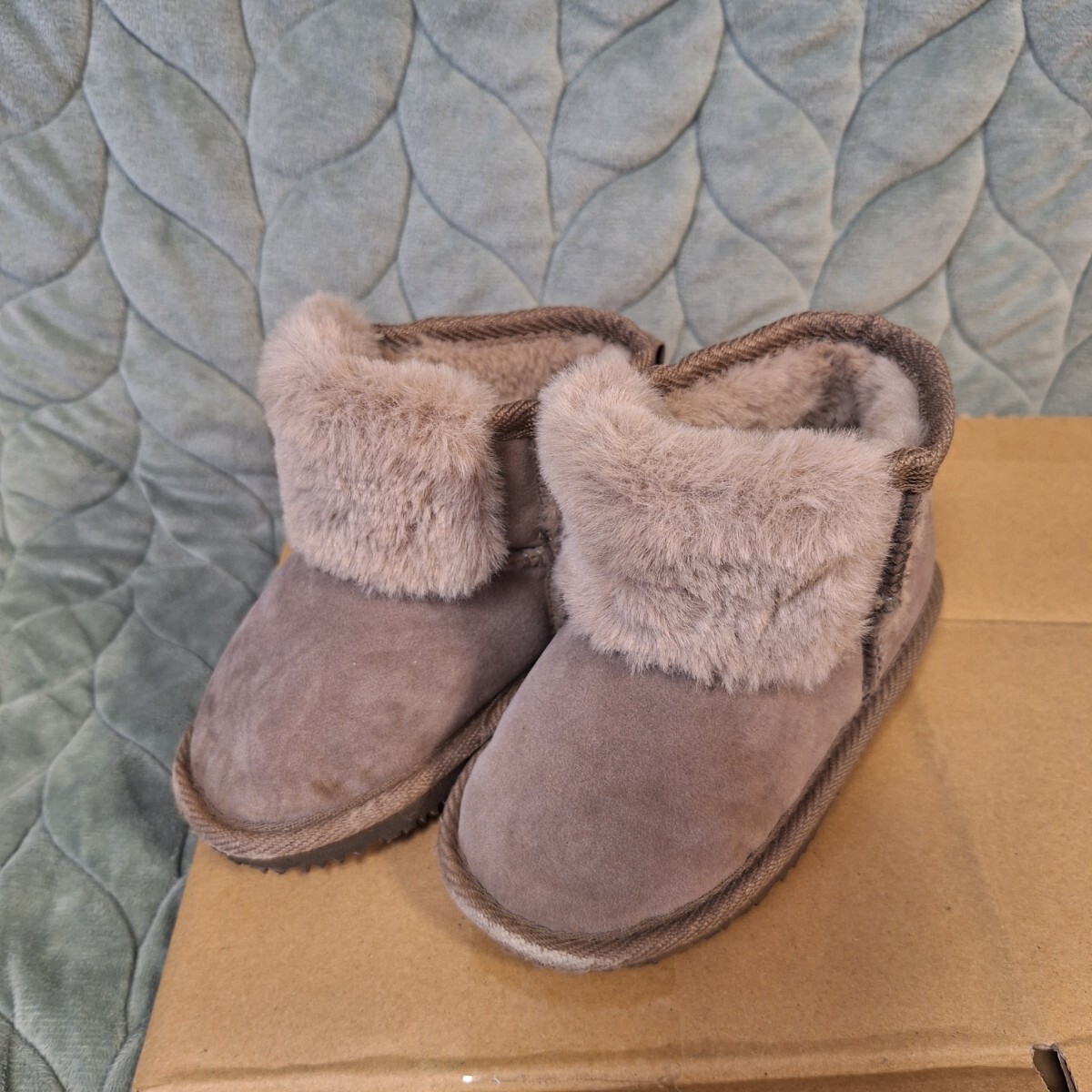 tete a tete テテアテテ ブーツ ボア 14.0 14.0cm拍卖