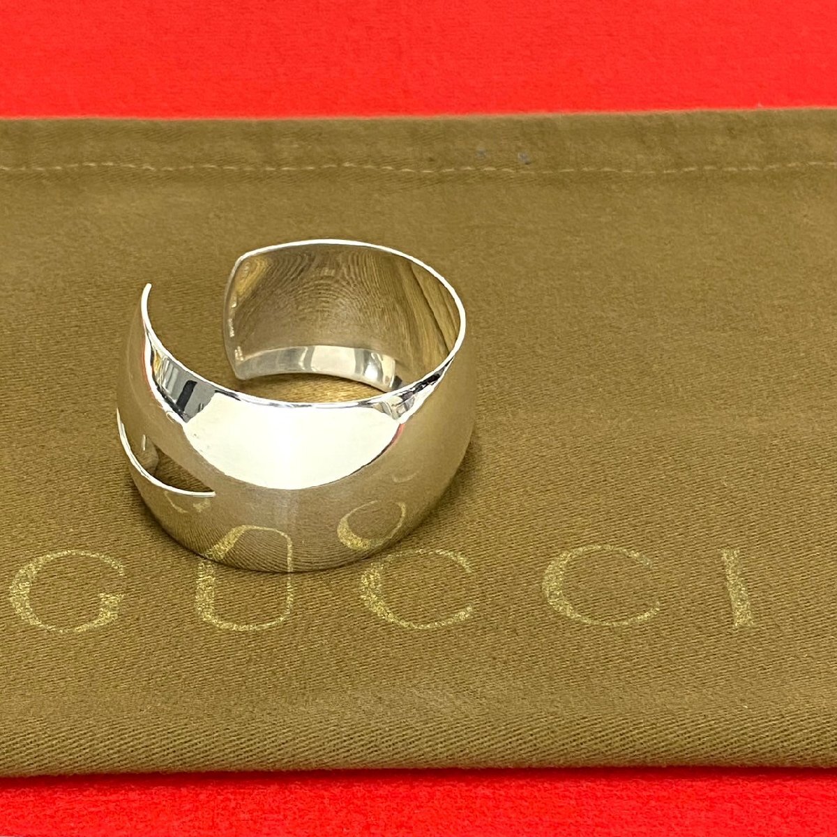 極 美品 希少品 GUCCI グッチ カットアウト ワイドカフ シルバー925 バングル ブレスレット アクセサリー シルバー 33957拍卖