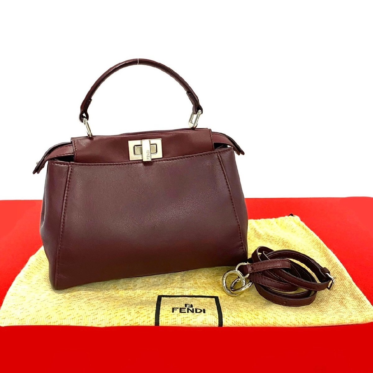 極 美品 希少品 FENDI フェンディ ピーカブー ミニ レザー 本革 ターンロック 2way ハンドバッグ ショルダーバッグ ボルドー 31254拍卖