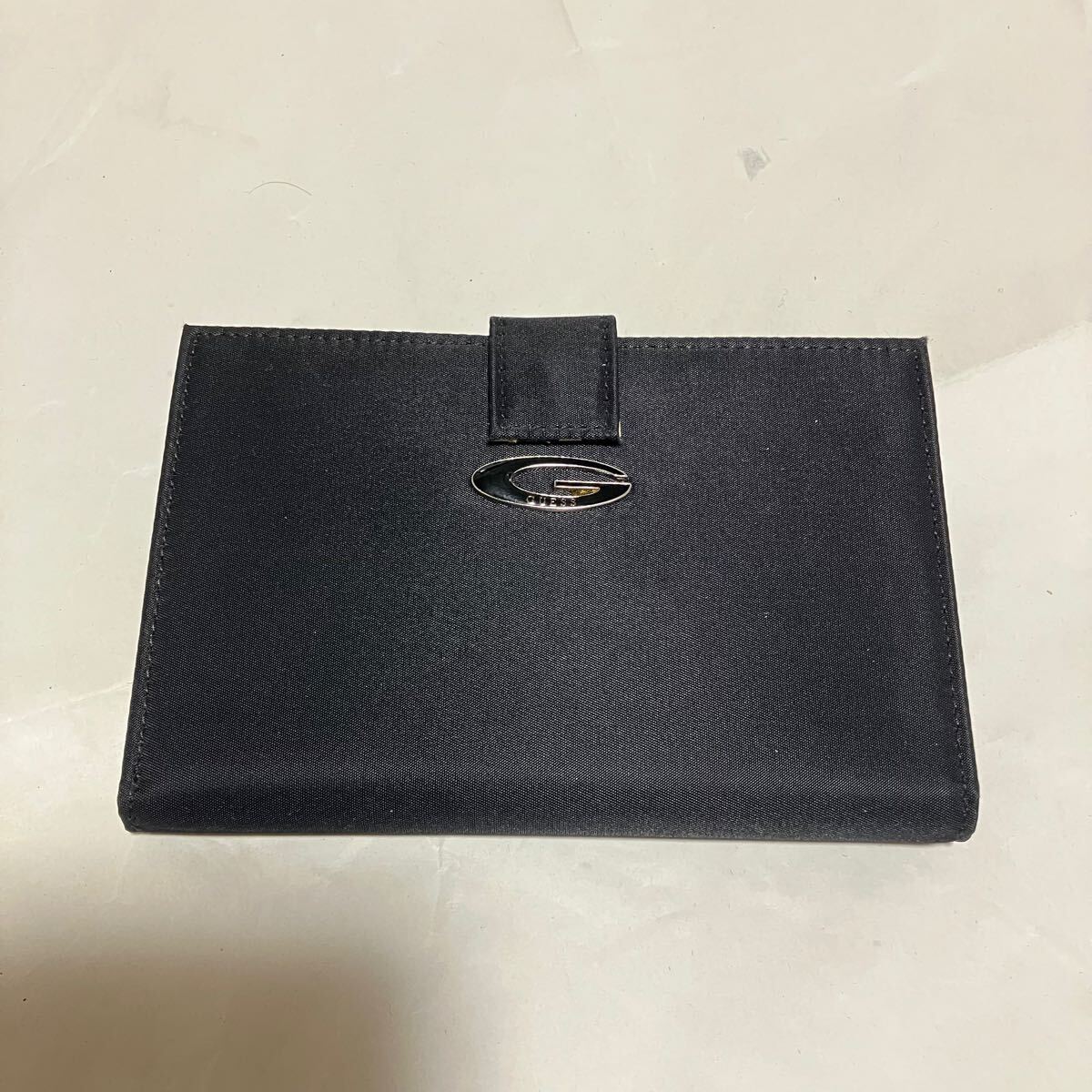 【GUESS / ゲス】 レオパード柄 / 二つ折り財布 / パスケース / カード入れ / 札入れ拍卖