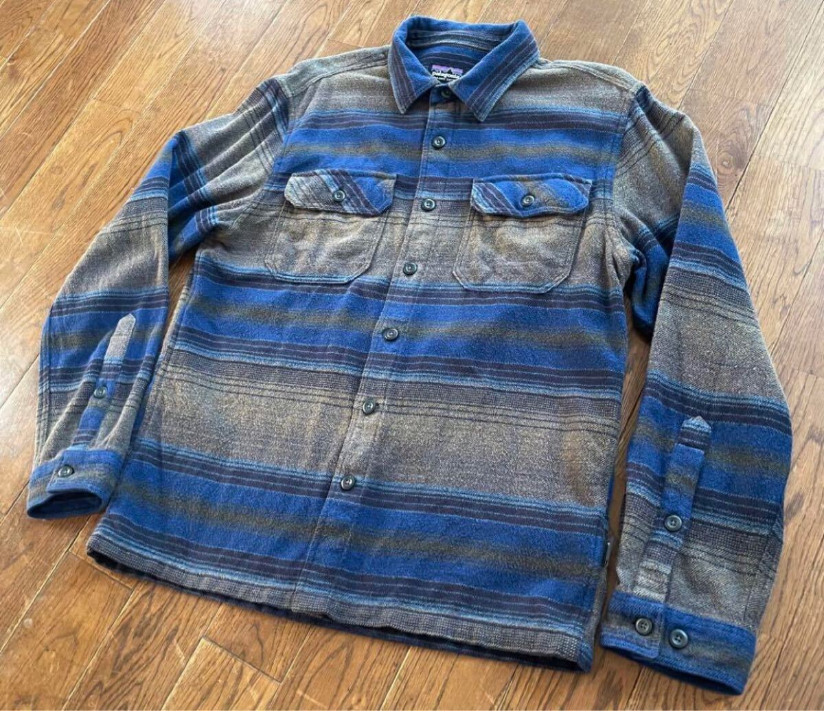 美品☆好配色 patagonia パタゴニア ネイティブ柄 フィヨルドフランネルシャツ XSサイズ 長袖シャツ チェックシャツ ネルシャツ拍卖