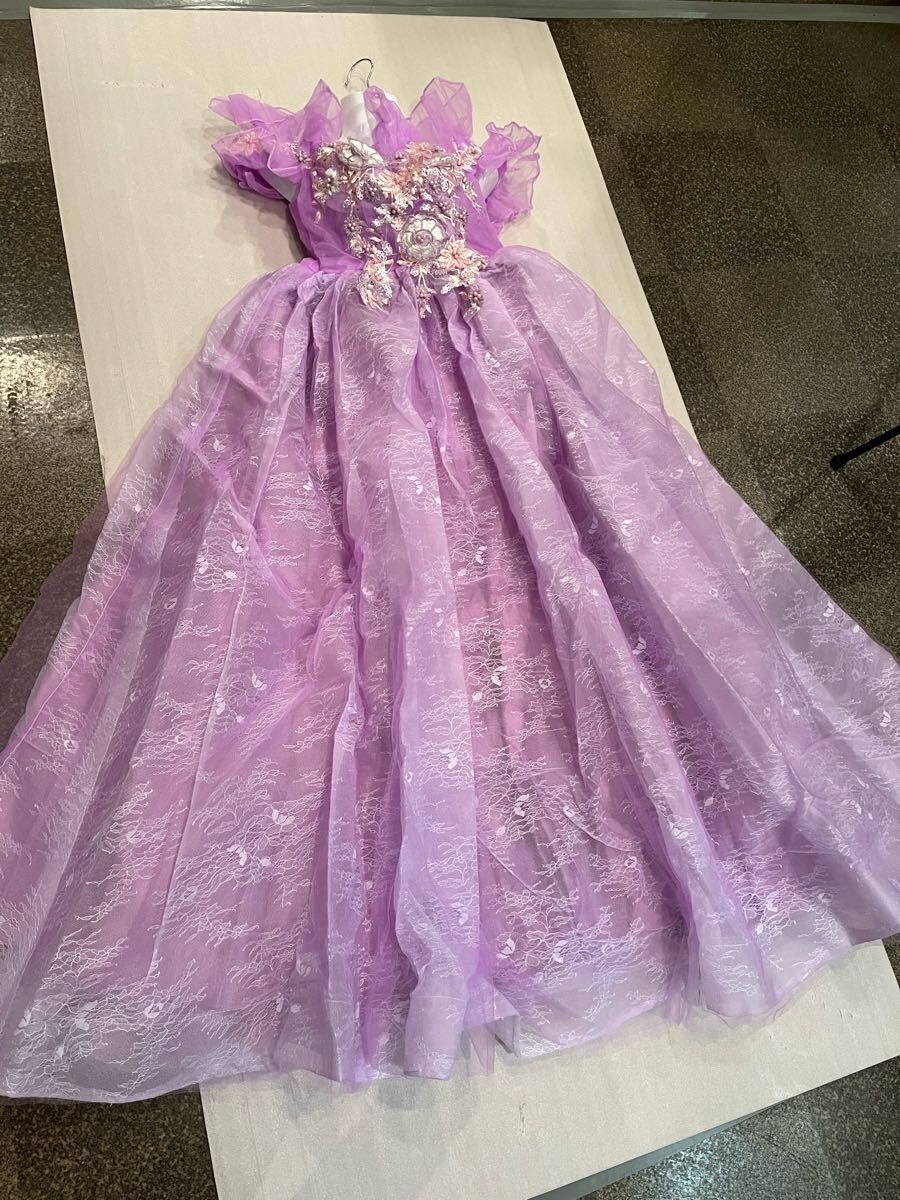 華やか/新品タグ付き◆発表会/演奏会/司会/パーティ/舞台/カラー◆パープル◆ロングドレス◆オフショル/パニエ付き拍卖