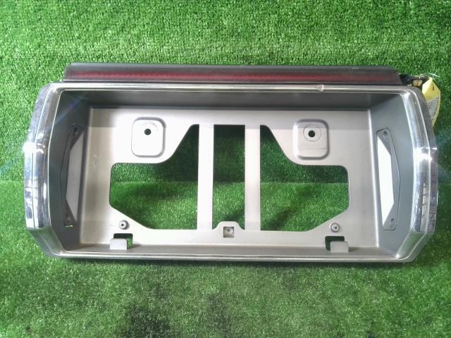 クラウン E-GS131 Rフィニッシャーパネル 869 87245-3A320 ナンバー枠拍卖