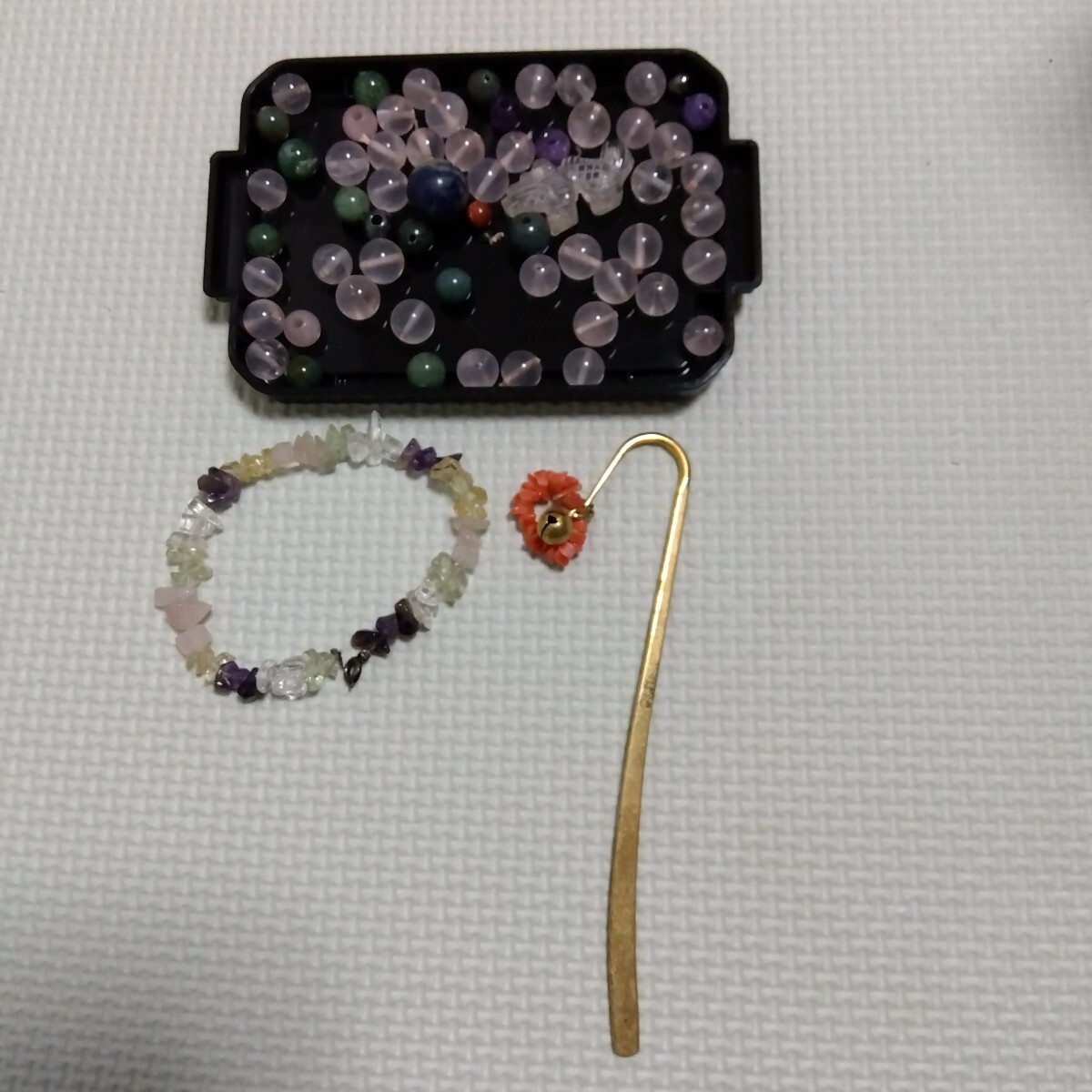 水晶 ピンククォーツ アメシスト サンゴ アクセサリー セット 数珠 ブレスレット ブックマーク しおり 鉱物 天然石 ミネラル パーツ 雑貨拍卖