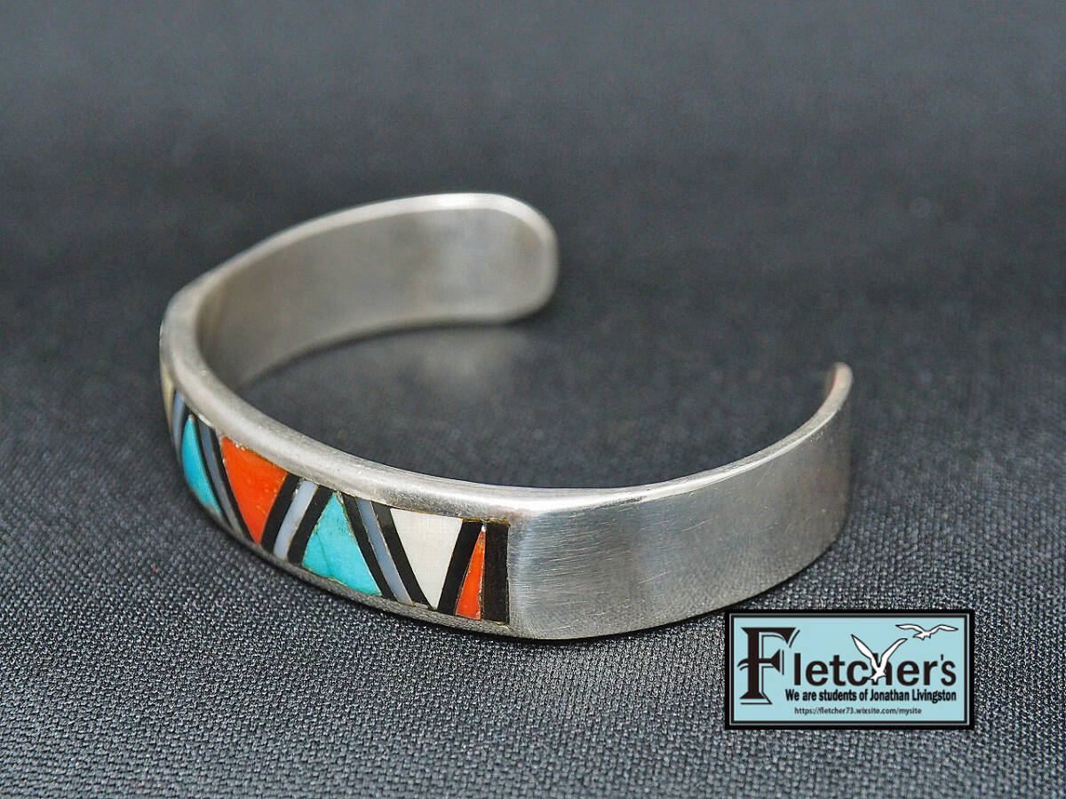 インディアンジュエリー ナバホ族作家作 マルチストーン&シルバーバングルブレスレット ネイティブアクセサリー h48拍卖