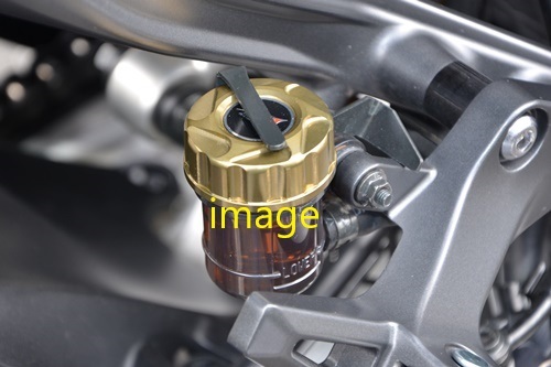 YZF-R1 リザーバータンクキャップ アグラス チタンカラー M34XP4.0 AGRUS 325-034-400T YZF-R1M GSX-R1000 リアブレーキ マスターキャップ拍卖