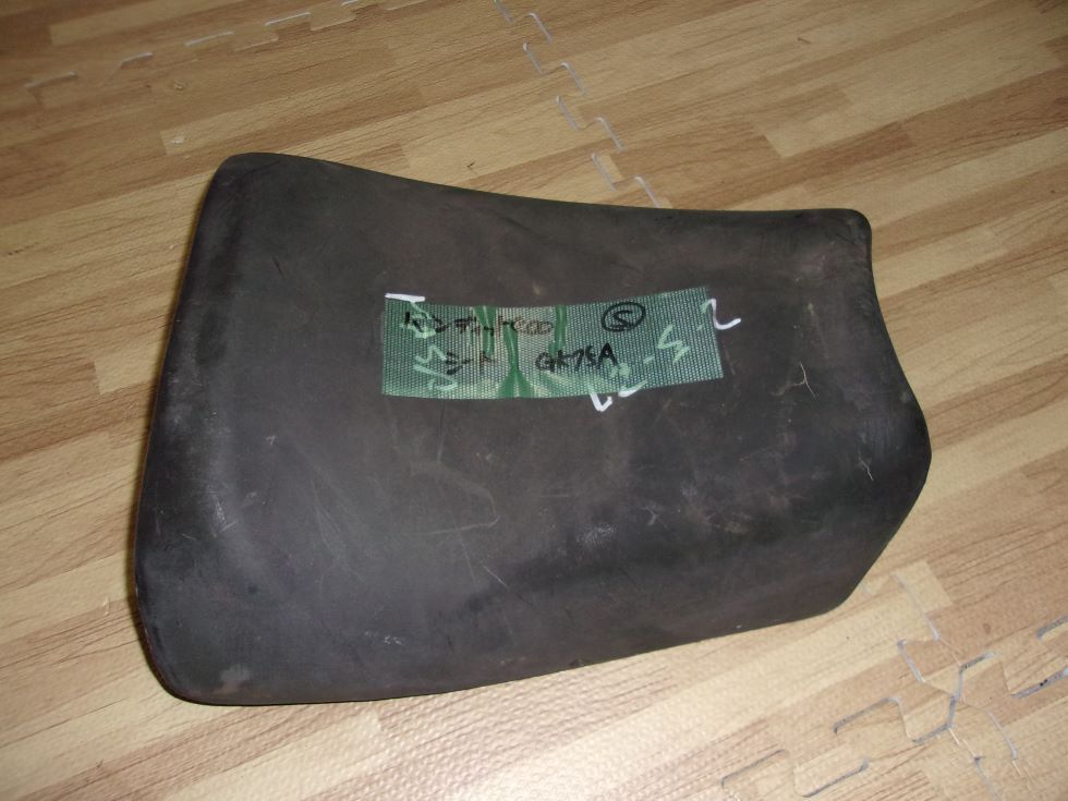 SUZUKI バンディット400 GK75A 純正シート拍卖