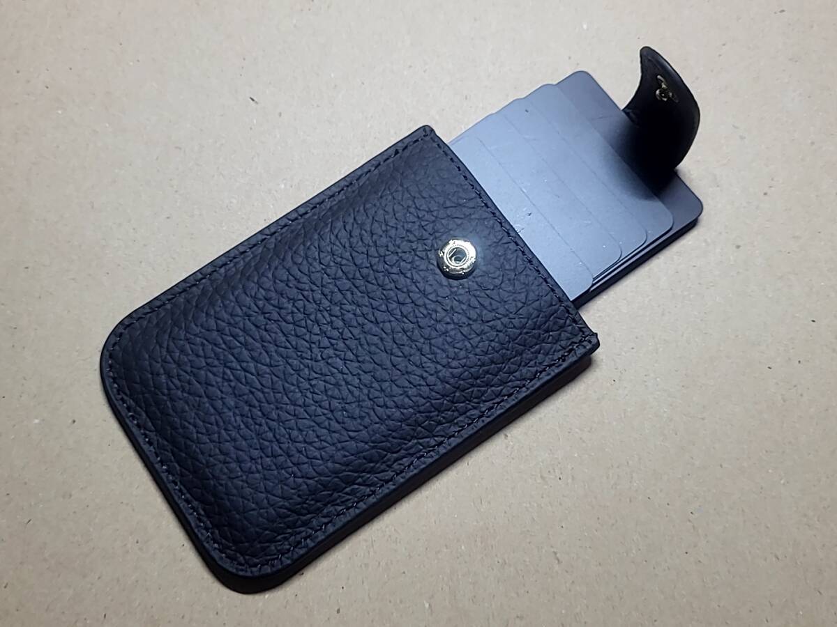 【送料無料】スリムカードケース 本革 RFIDスキミング防止 薄型 引き出し式【新品・未使用品】拍卖
