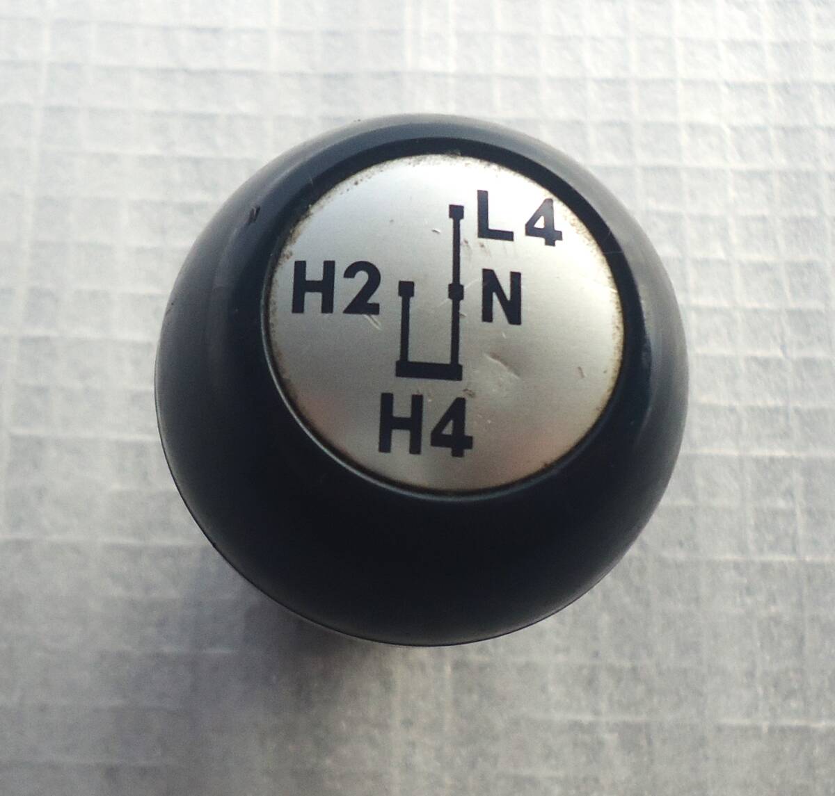 3代目ハイラックス用★車両販売当時のトヨタ純正副変速機シフトノブ 拍卖