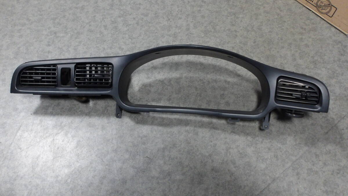 レガシーB4レガシイBE5レガシィ前期メーターパネルBH5カバー吹出口スピードメーター周り ルーバー純正エアコン吹き出し口インパネ ブロアー拍卖