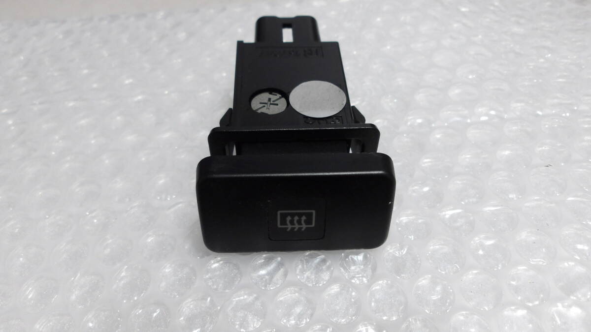 タウンエース ノア純正SR50Gデフォッガ スイッチSR40GバックドアガラスCR40Gリア熱線スイッチCR50くもり止め リヤ部品取り車あります拍卖