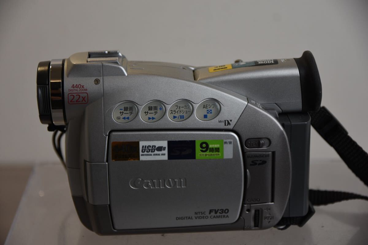 デジタルビデオカメラ Canon キャノン DM-FV30 241207W3拍卖