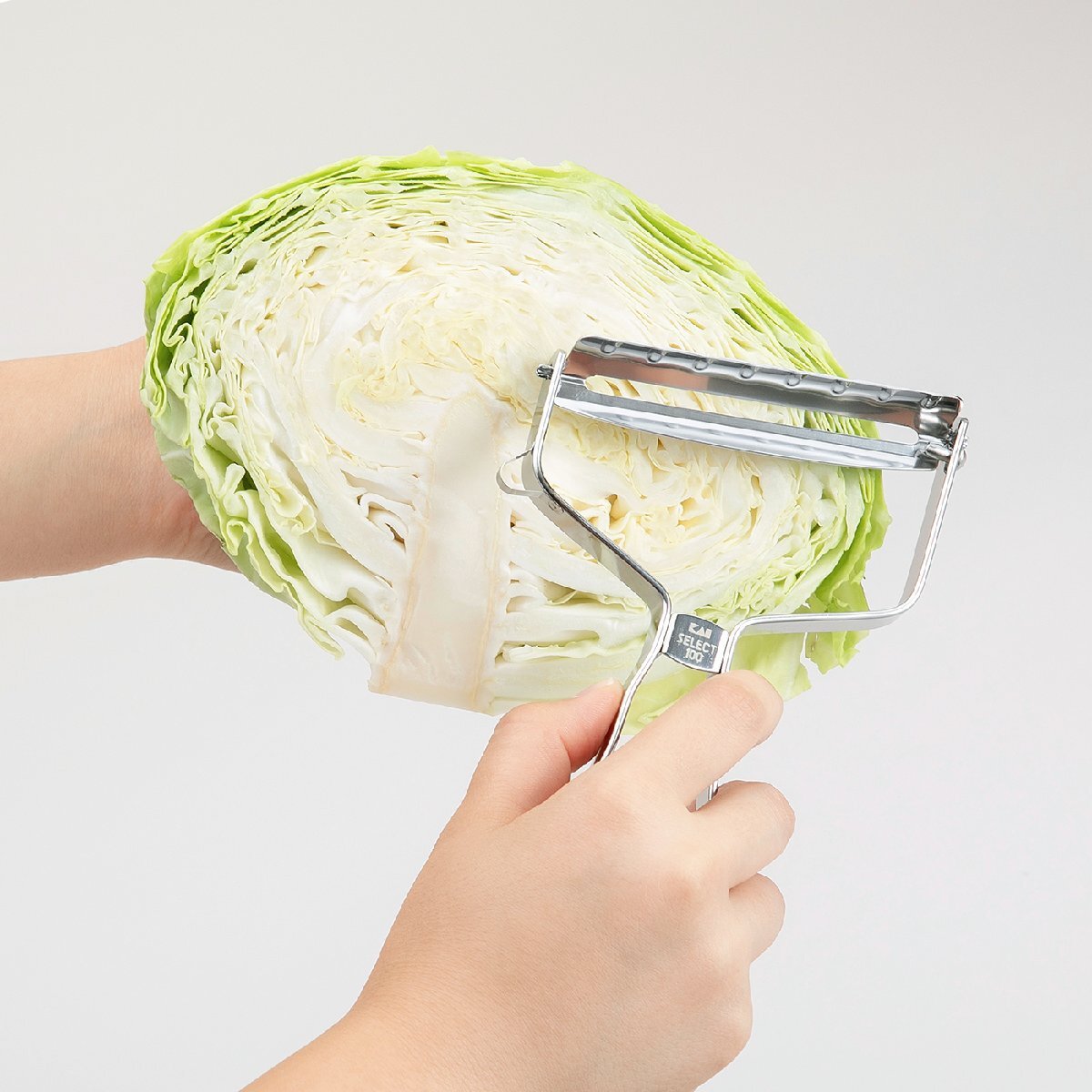 ピーラー キャベツ 皮むき器 皮剥き 貝印 ワイド 幅広 千切り 大根 桂剥き 鋭い 切れ味 芽取り t型 日本製 KAI SELECT100 セレクト DH3107拍卖