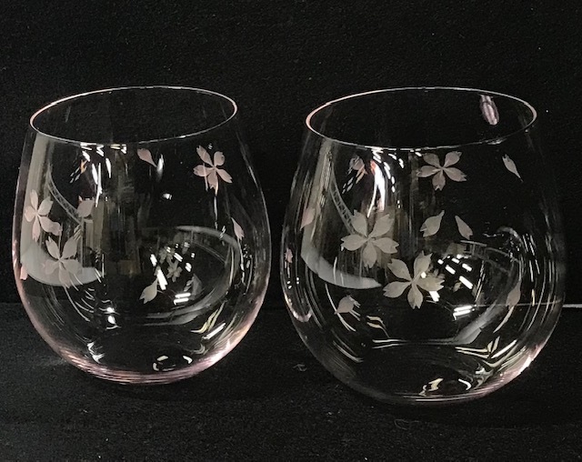 あ//つH3299 【良品・保管品】切子 グラスx2個 うすガラス タンブラー さくら拍卖
