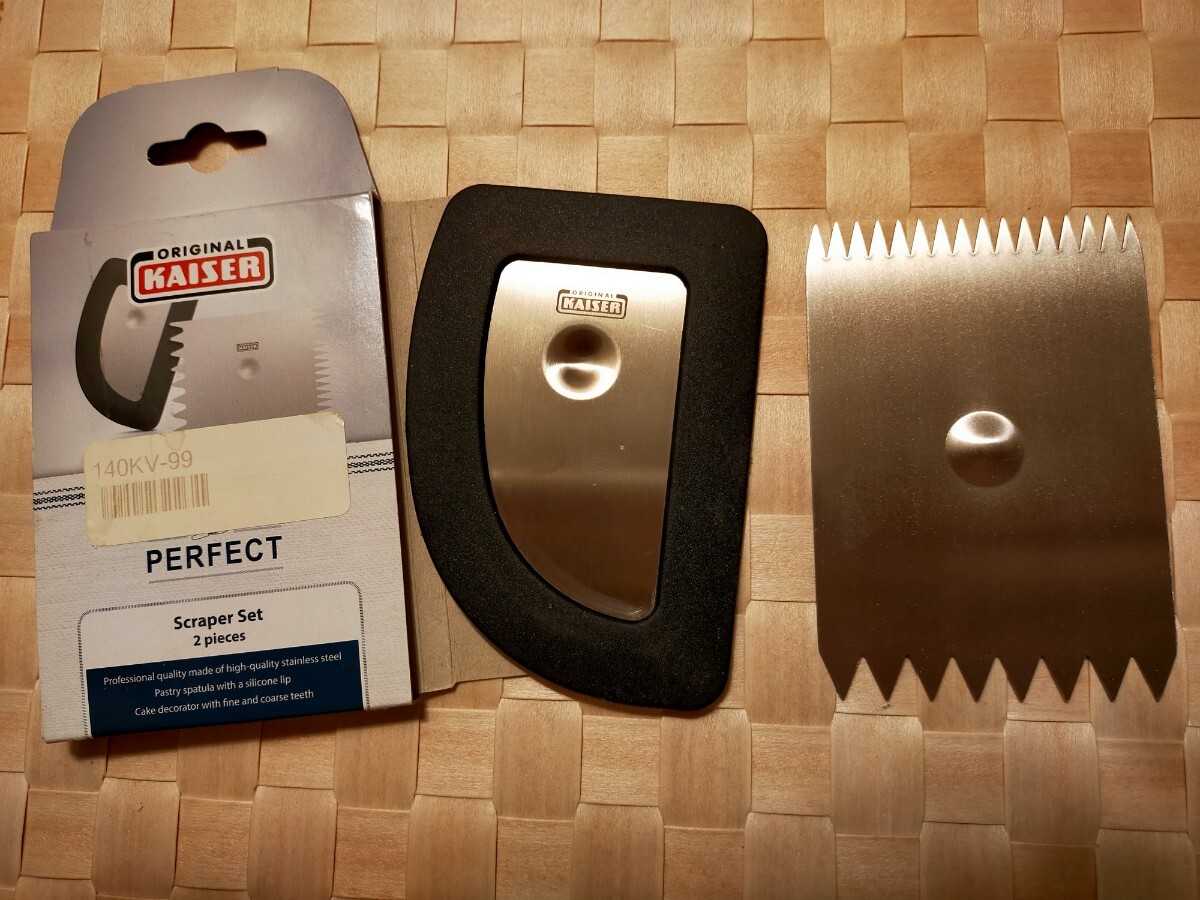 カイザーステンレス製の2種類のスクレーパーセット 新品拍卖